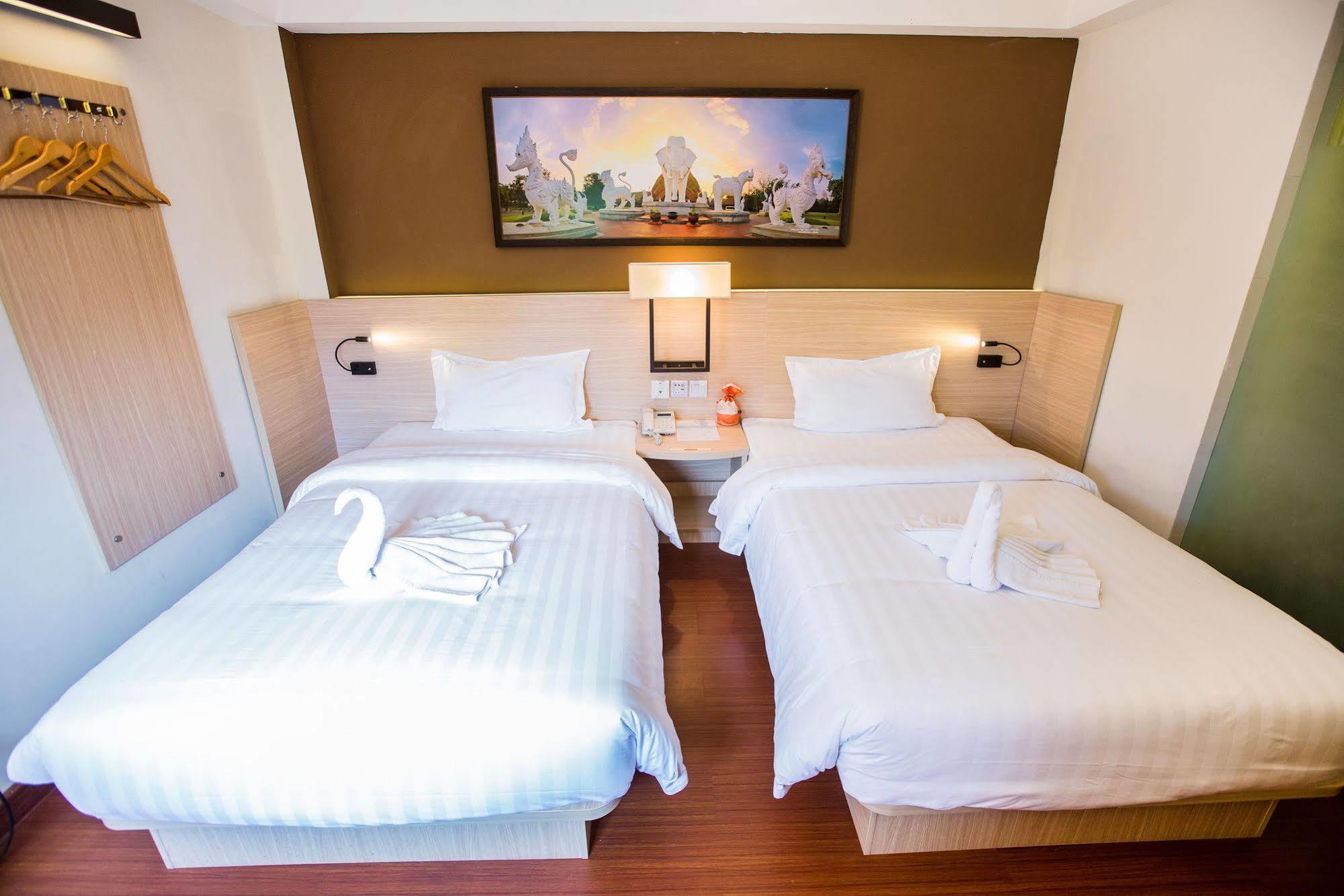Chiang Roi 7 Days Inn Chiang Mai Exterior foto